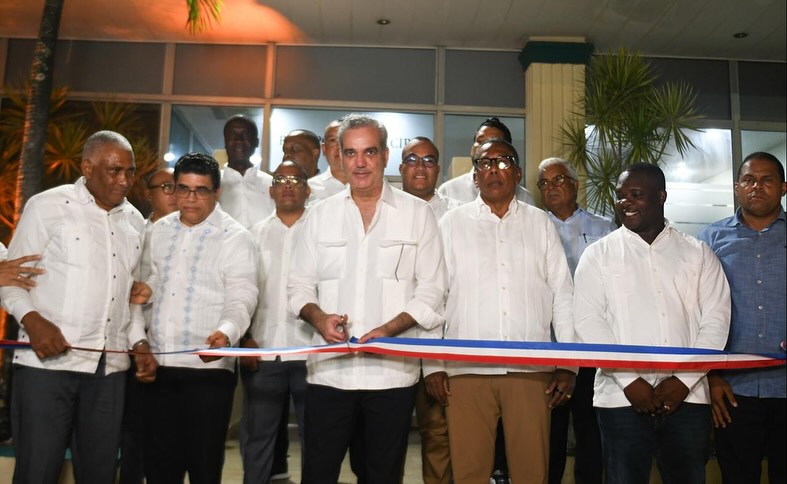 Abinader inaugura 13 nuevos comedores económicos en comunidades vulnerables del país