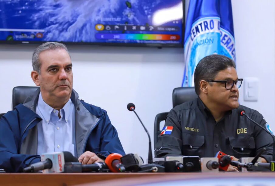 Abinader visitará el COE para supervisar operativos por efectos de vaguada