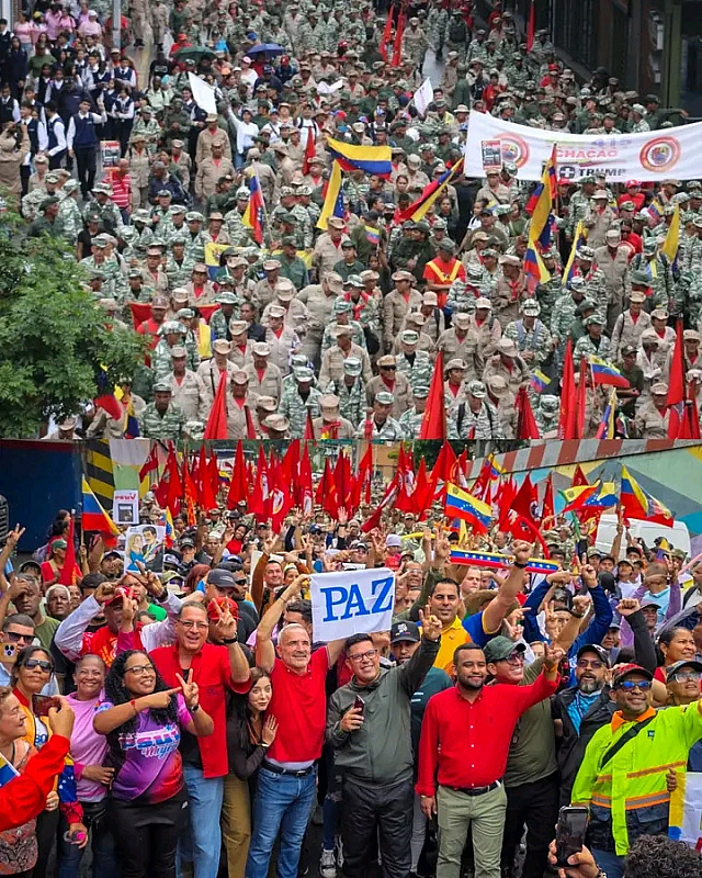 Acompañamos al pueblo en la conmemoración del 24° Aniversario del Rescate de la Dignidad Nacional