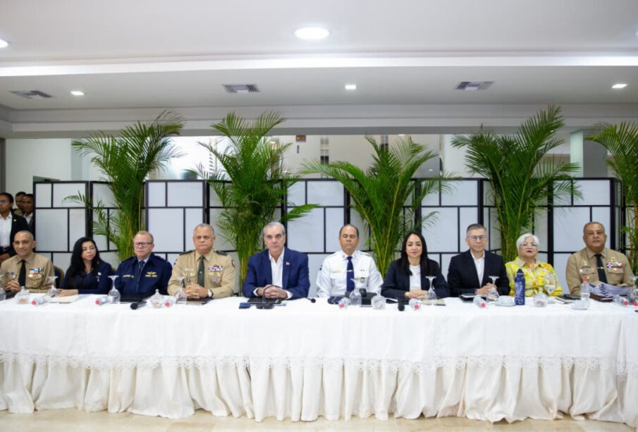 Abinader encabeza reunión de seguimiento al Plan de Seguridad Ciudadana