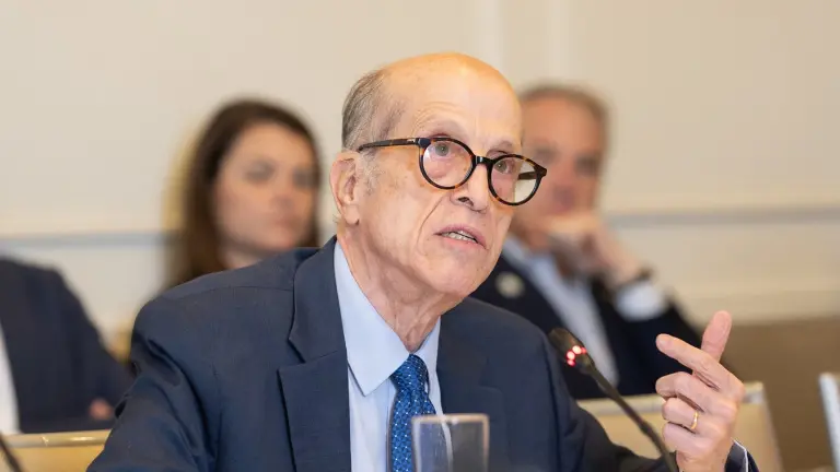 Max Puig llama a pasar de los discursos a la acción en el Día de la Tierra