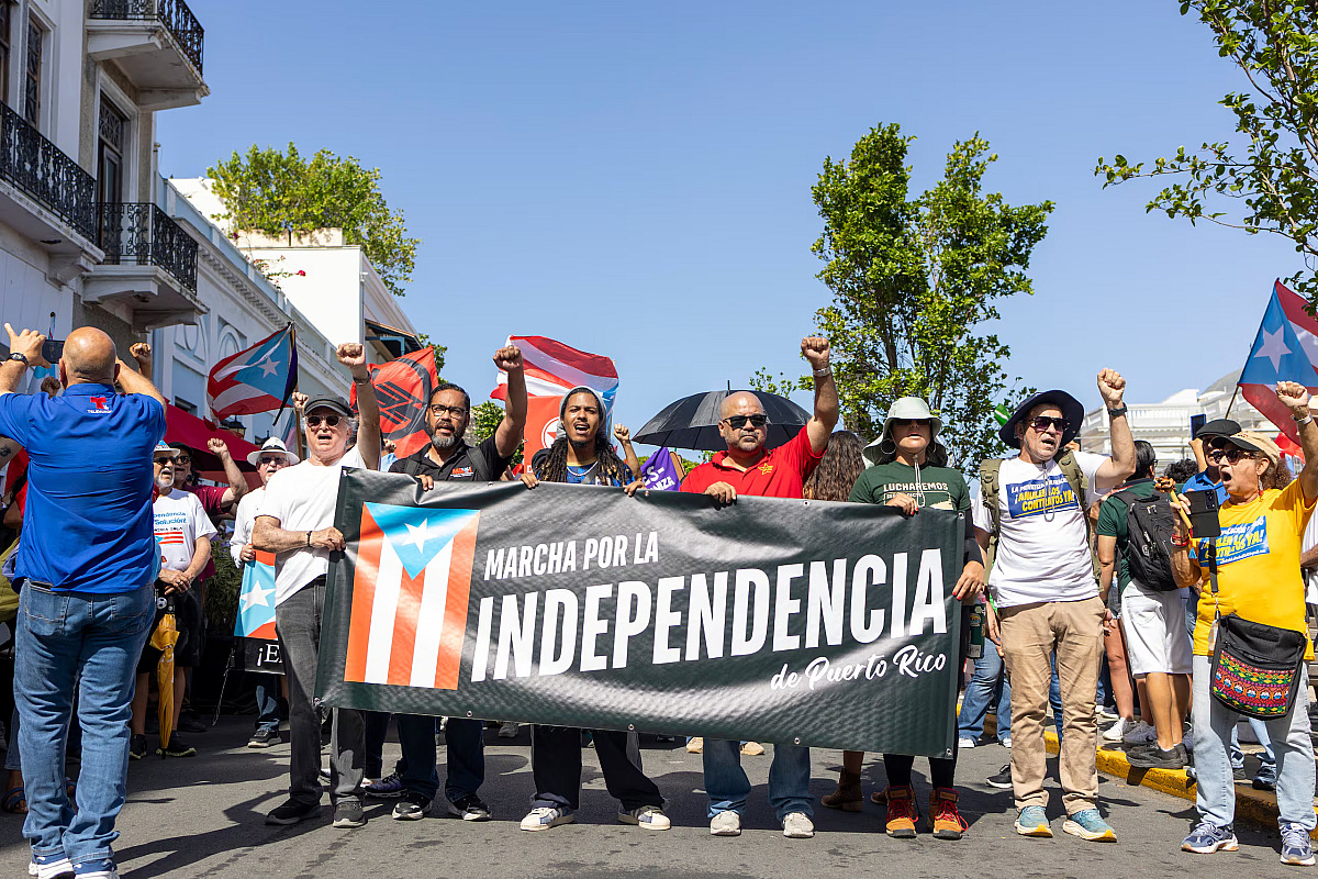 Miles reclaman la independencia de Puerto Rico al son de Bad Bunny y Residente El evento se hizo en observación del natalicio de Rafael Cancel Miran