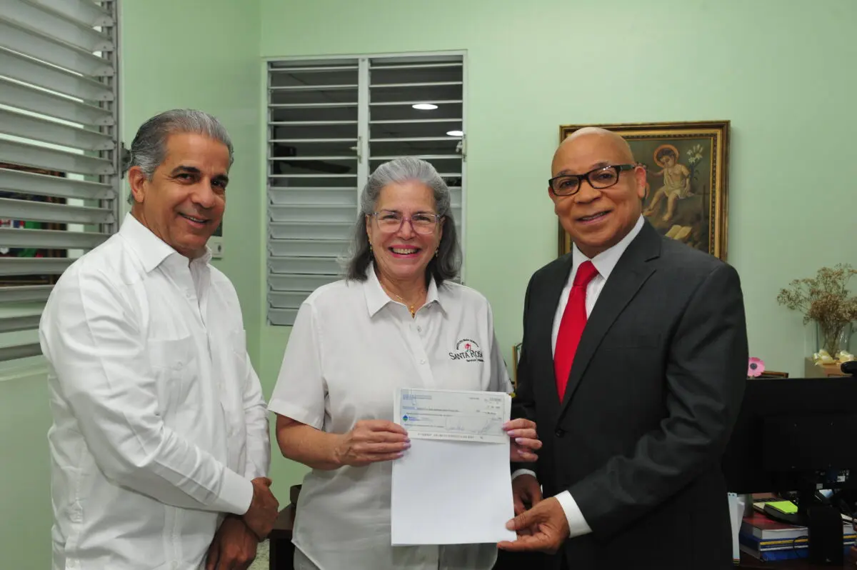 Zapete dona a estudiantes sordos RD$2.4 MM recibidos del fallo contra Jean