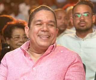 Senador Moises Ayala destaca respaldo político a Wellington Arnaud en Baní, Santiago y Barahona